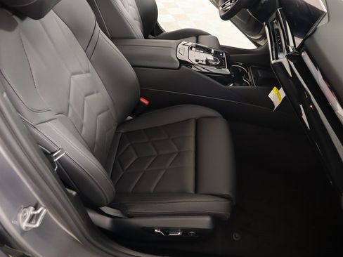 New 2025 BMW i5 xDrive40 w/ M Sport Package image 14