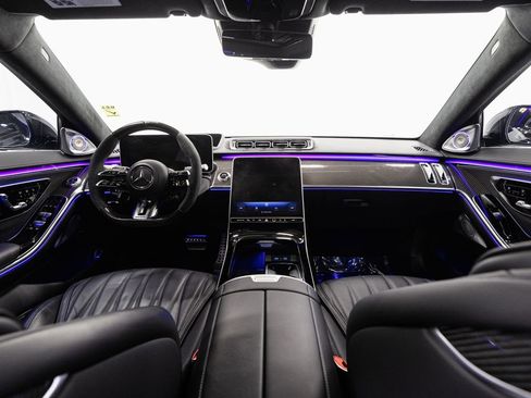 Used 2024 Mercedes-Benz S 63 AMG S image 28