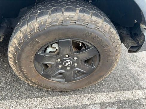 Used 2024 Ford Bronco Black Diamond AWD/4WD image 12
