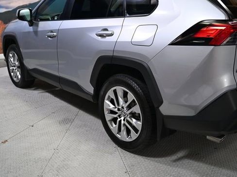 Used 2025 Toyota RAV4 XLE Premium image 8