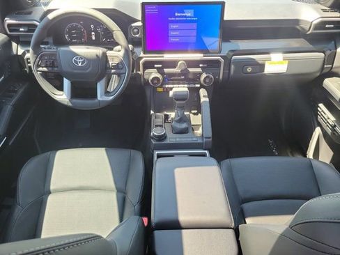 New 2026 Toyota 4Runner Limited AWD/4WD image 15