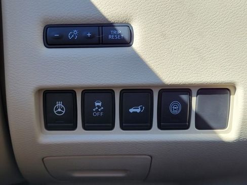 Used 2024 Nissan Murano SL w/ Cargo Package image 28