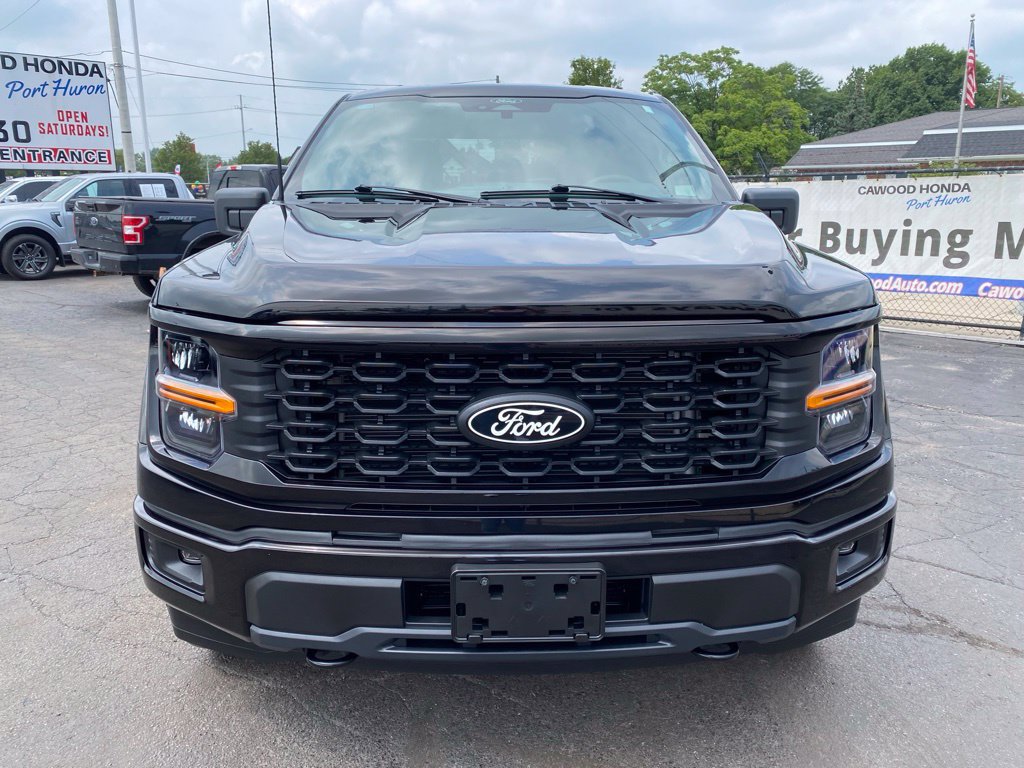Used 2025 Ford F150 STX w/ STX Black Appearance Package AWD/4WD image 8