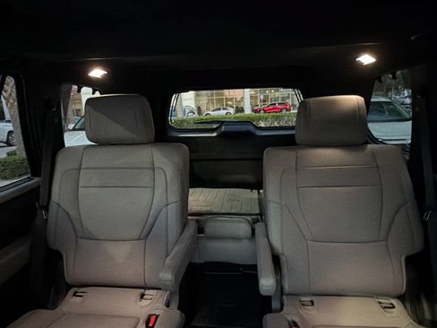 Used 2026 Toyota Sequoia Limited AWD/4WD image 9