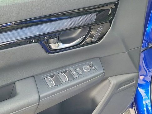Used 2025 Honda CR-V EX-L image 18