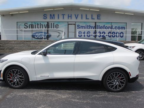 Used 2022 Ford Mustang Mach-E GT w/ GT Performance Edition AWD/4WD image 2