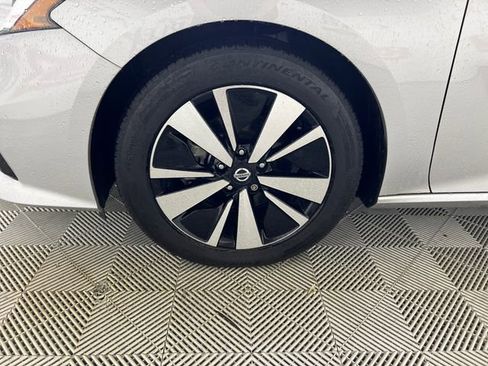 Used 2022 Nissan Altima 2.5 SV image 26