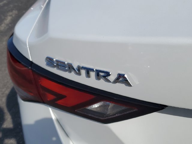 Certified 2025 Nissan Sentra SV FWD image 7