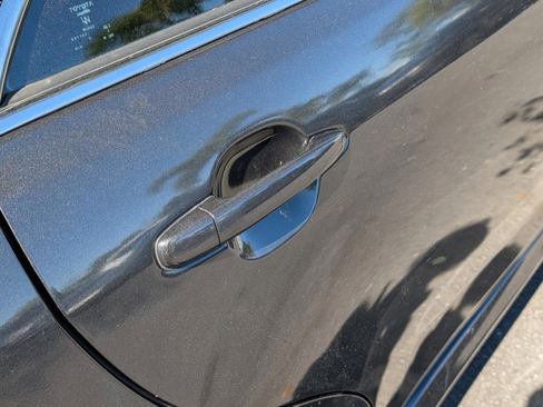 Used 2011 Toyota Camry SE image 24