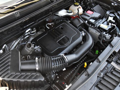 Used 2023 GMC Acadia SLT AWD/4WD image 49