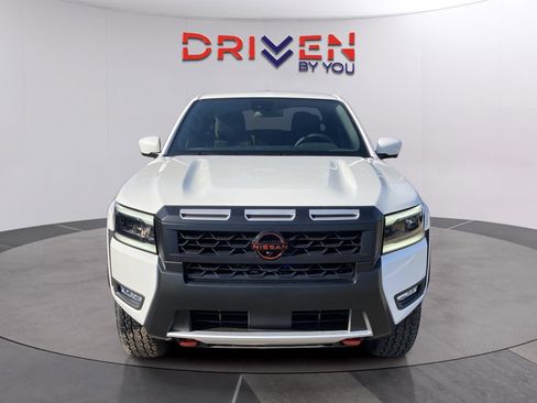 New 2026 Nissan Frontier PRO-4X w/ Pro-4x Convenience Package image 9