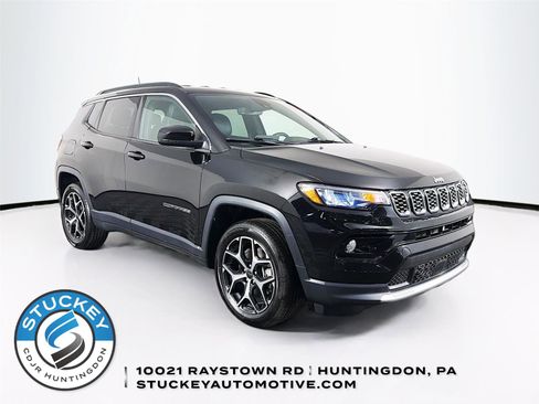 Used 2025 Jeep Compass Limited AWD/4WD image 1