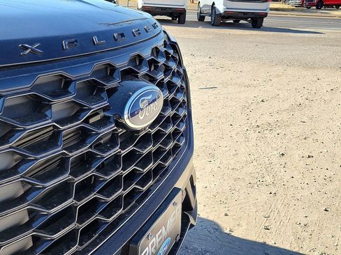 New 2026 Ford Explorer ST-Line RWD image 13