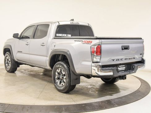 Used 2021 Toyota Tacoma TRD Off-Road image 9