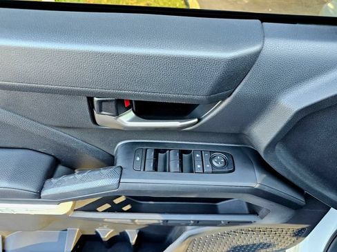 Used 2024 Toyota Tacoma TRD Sport AWD/4WD image 21