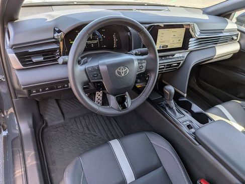 Used 2026 Toyota Camry SE w/ Convenience Package image 10