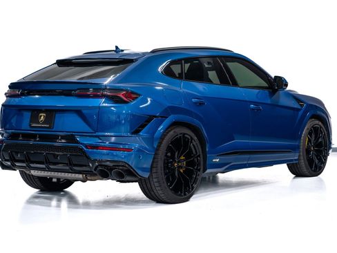 Used 2024 Lamborghini Urus S image 8