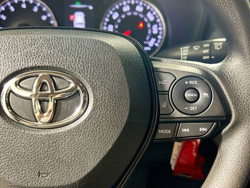 Used 2020 Toyota RAV4 LE w/ All Weather Liner Package image 19