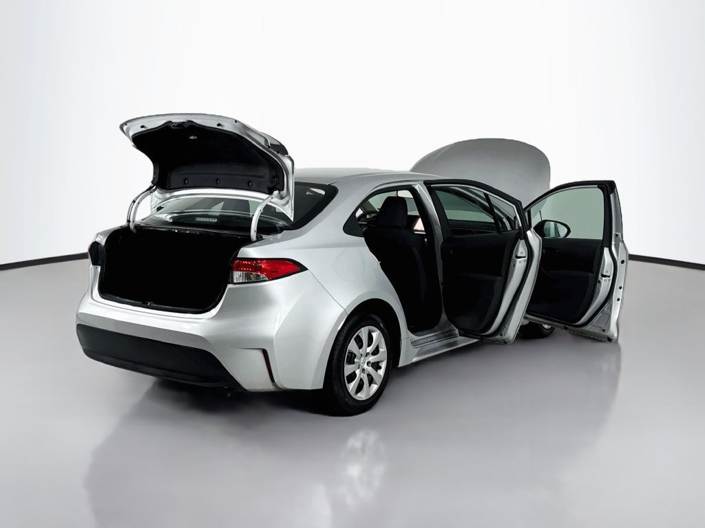 Used 2024 Toyota Corolla LE FWD image 16