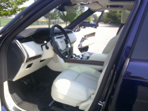 Used 2023 Land Rover Range Rover SE AWD/4WD image 74