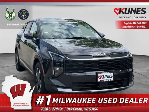 Used 2026 Kia Sportage LX FWD image 1