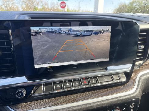 Used 2025 Chevrolet Silverado 1500 RST AWD/4WD image 26