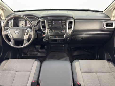 Used 2018 Nissan Titan S w/ S Utility Package image 11