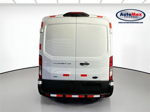 Used 2023 Ford Transit 250 148 Medium Roof AWD w/ Load Area Protection Package image 8