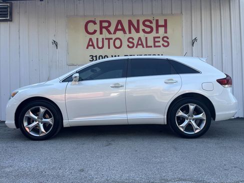 Used 2014 Toyota Venza LE image 6