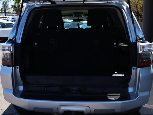 Used 2014 Toyota 4Runner SR5 AWD/4WD image 25