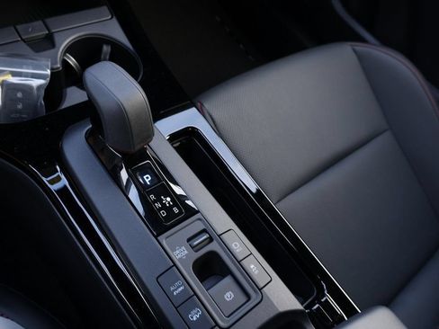 New 2026 Toyota Prius Plug-In Hybrid FWD image 24