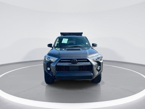 Used 2021 Toyota 4Runner Venture w/ Moonroof Package AWD/4WD image 3