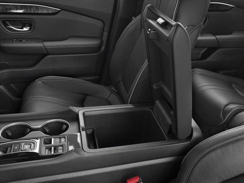 New 2025 Honda Pilot Elite image 10