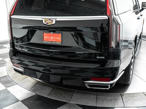 Used 2023 Cadillac Escalade ESV Premium Luxury Platinum AWD/4WD image 38