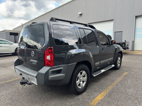 Used 2013 Nissan Xterra S w/ Value Package image 3