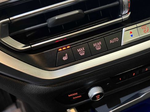 Used 2022 BMW 330i xDrive Sedan w/ Driving Assistance Package image 27