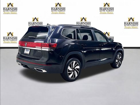 Used 2025 Volkswagen Atlas SE AWD/4WD image 5