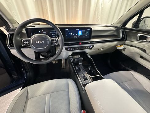 New 2025 Kia Sorento SX image 12