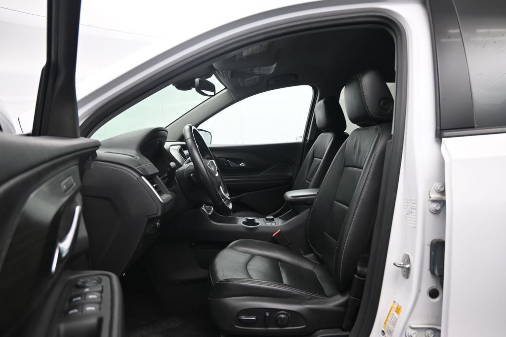 Used 2024 GMC Terrain SLT AWD/4WD image 21