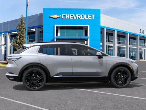 New 2025 Chevrolet Equinox EV RS image 29