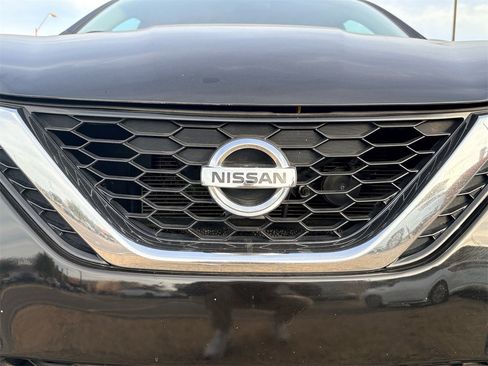 Used 2019 Nissan Sentra SV image 29
