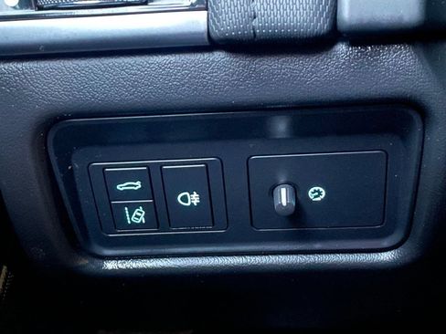 Used 2020 Jaguar F-TYPE Coupe image 27