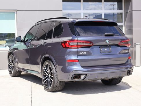 Used 2022 BMW X5 xDrive40i w/ M Sport Package AWD/4WD image 8