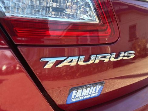 Used 2015 Ford Taurus Limited w/ Equipment Group 301A image 19