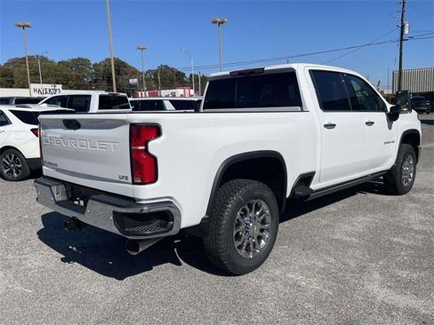 New 2026 Chevrolet Silverado 2500 LTZ w/ LTZ Premium Package image 3