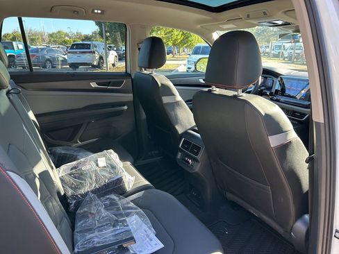 Certified 2025 Volkswagen Atlas Peak Edition SE image 49