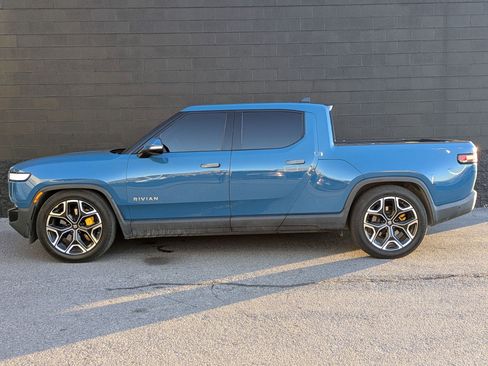 Used 2022 Rivian R1T Launch Edition image 8
