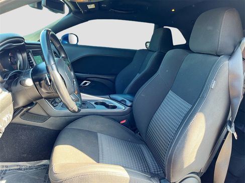 Used 2021 Dodge Challenger R/T w/ Blacktop Package image 19