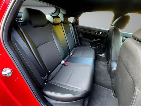 Used 2025 Honda Civic Sport image 27