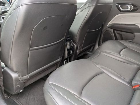 Used 2025 Jeep Compass Limited AWD/4WD image 26